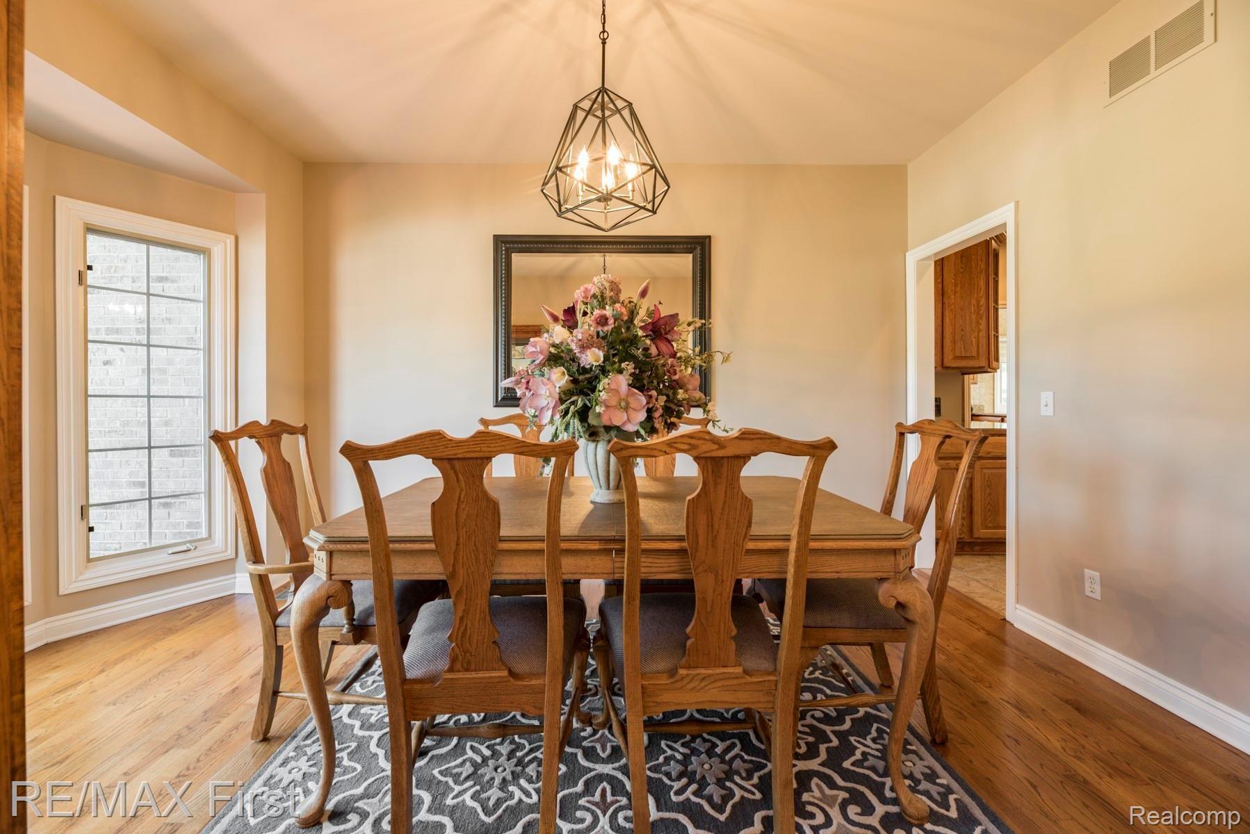 1374 Tulberry Court Rochester, MI 48306 - Photo 24 of 52 24.jpg