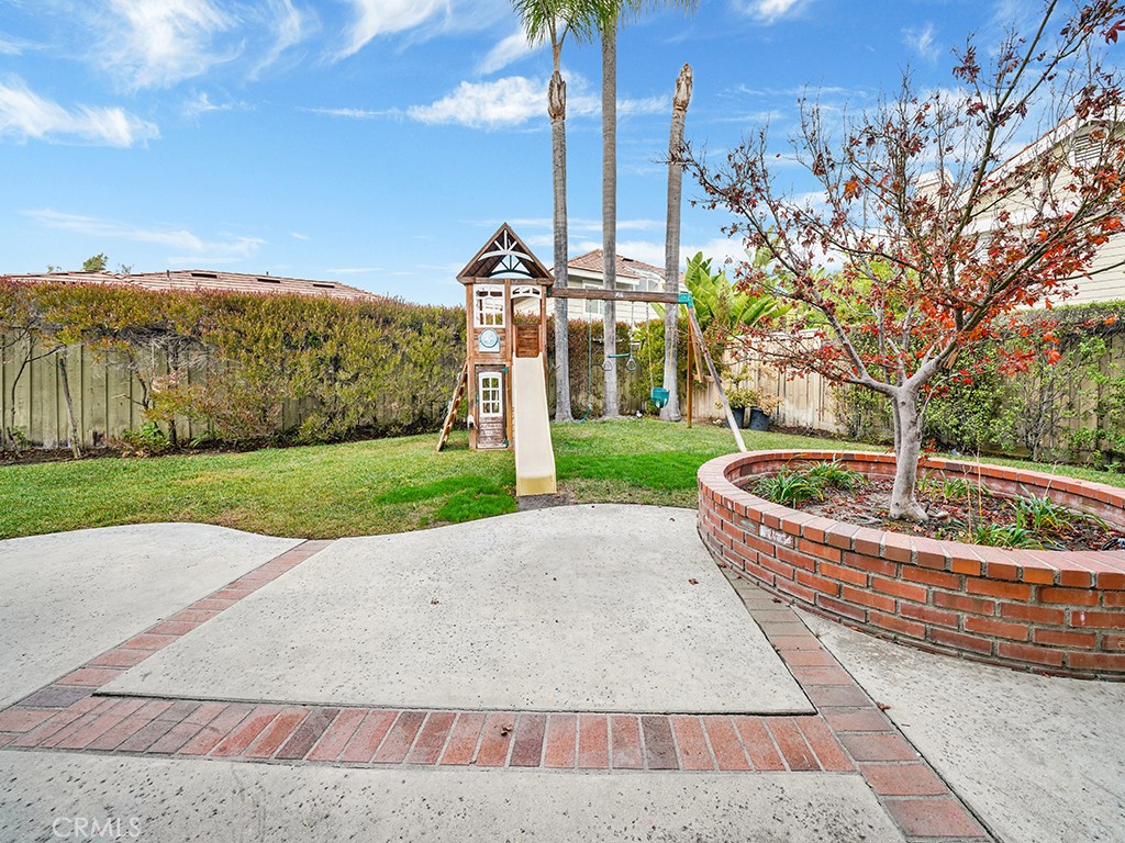 13814 Apache Tustin, CA 92782 - Photo 32 of 45 a view of a back yard