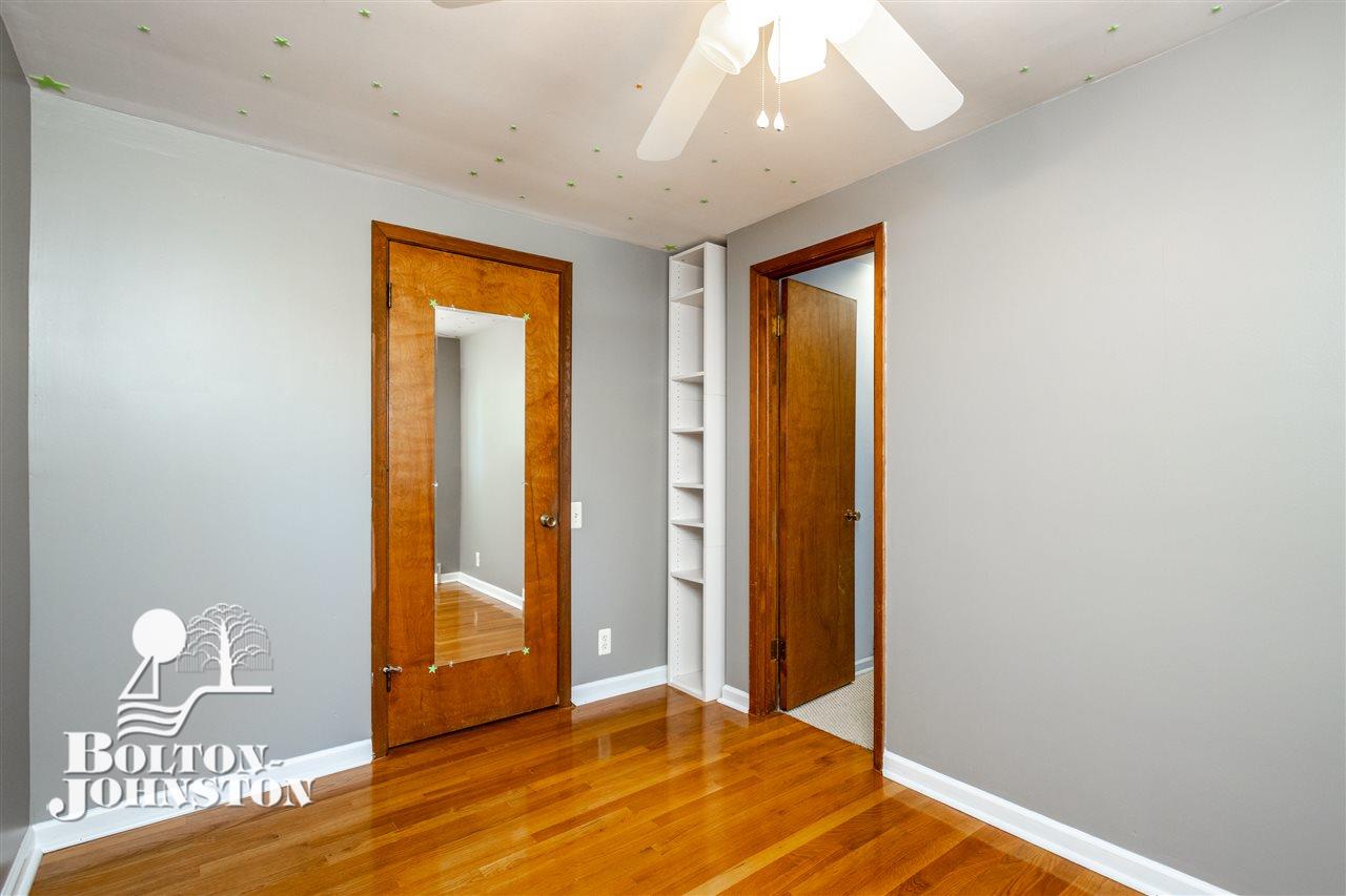 477 Cook Road Grosse Pointe, MI 48236 - Photo 38 of 59 50003003-37.JPG