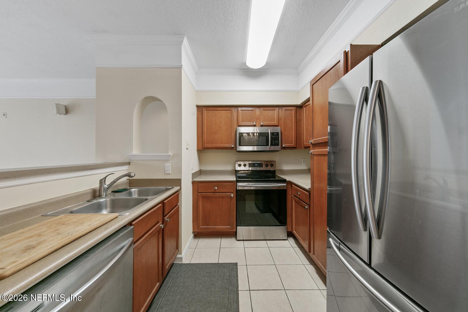 8550 Touchton Road, Unit 1124 Jacksonville, FL 32216 - Photo 7 of 29 kitchen
