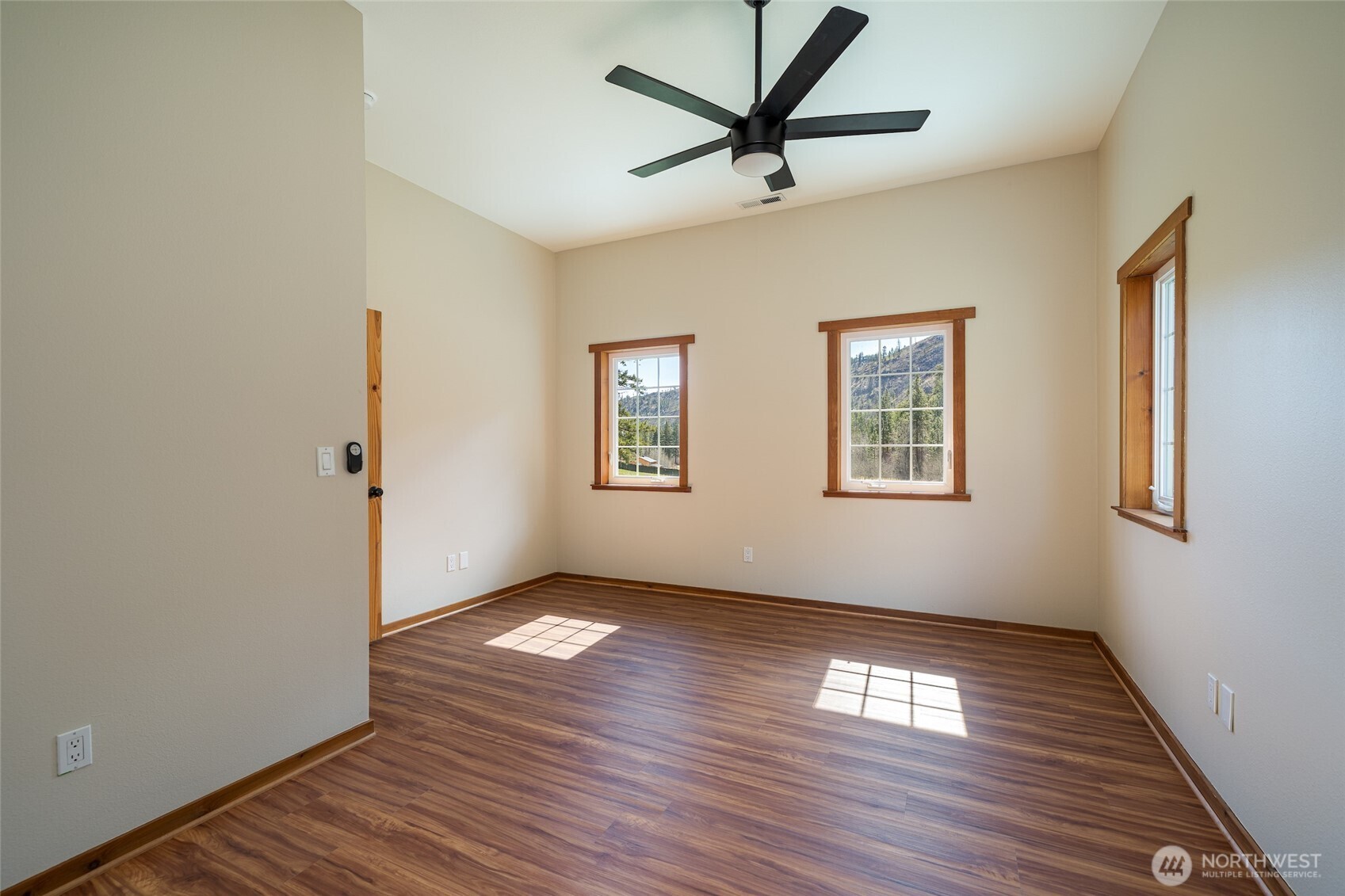 710 Antoine Creek Road Chelan, WA 98816 - Photo 22 of 39