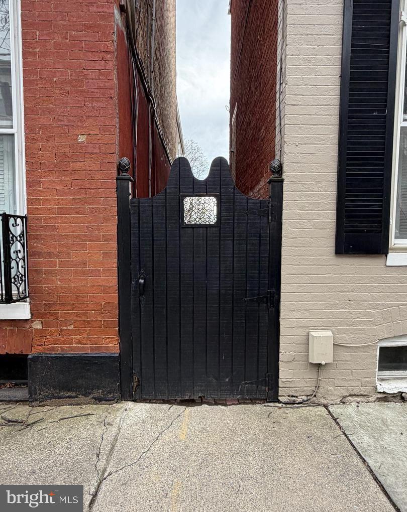 232 East 2nd Street Frederick, MD 21701 - Photo 2 of 33