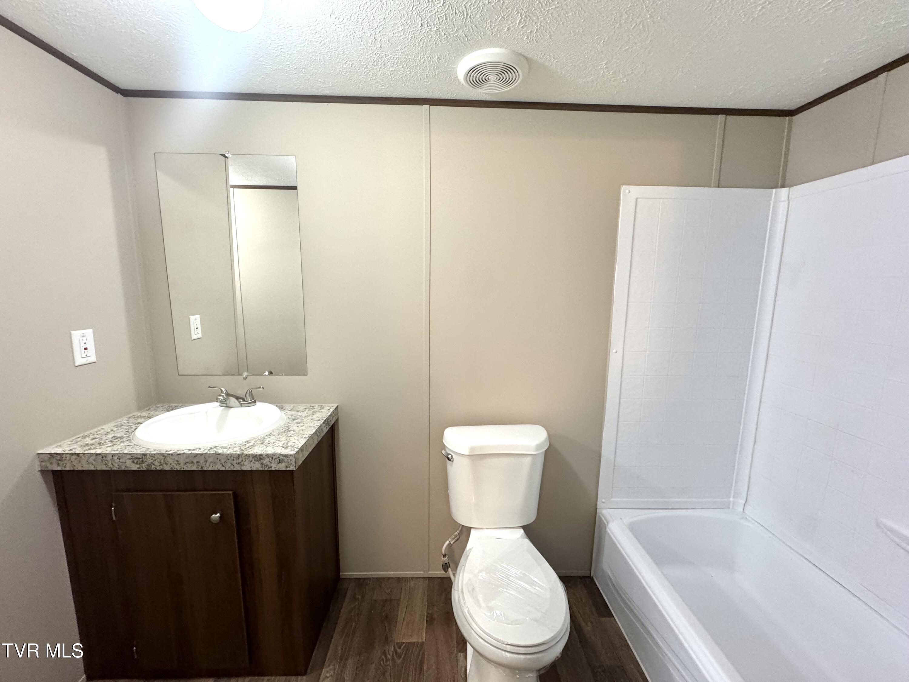 236 Redwood Drive Raven, VA 24639 - Photo 13 of 18 IMG_4800