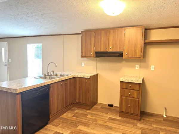 $83,900 | 236 Redwood Drive, Raven, VA 24639