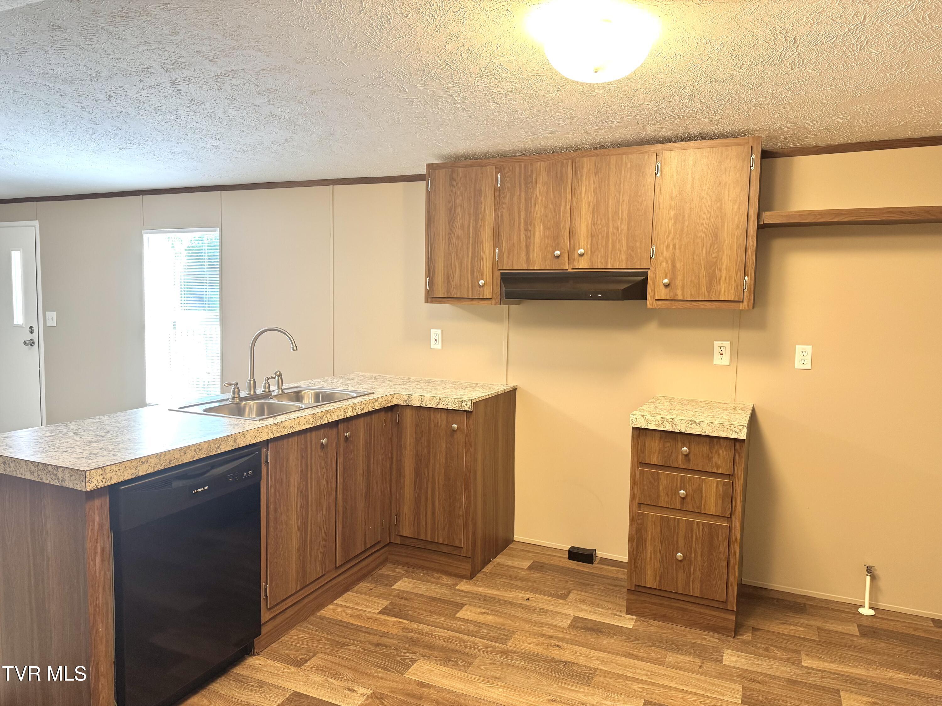 236 Redwood Drive Raven, VA 24639 - Photo 15 of 18 IMG_4808