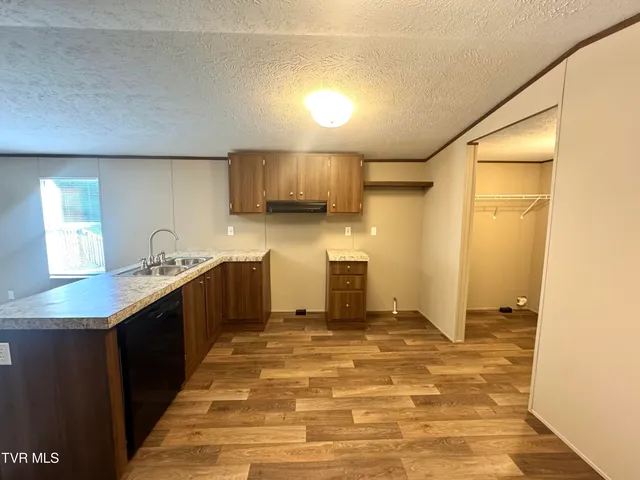 $84,900 | 236 Redwood Drive, Raven, VA 24639