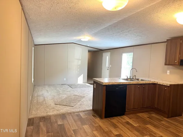 $83,900 | 236 Redwood Drive, Raven, VA 24639