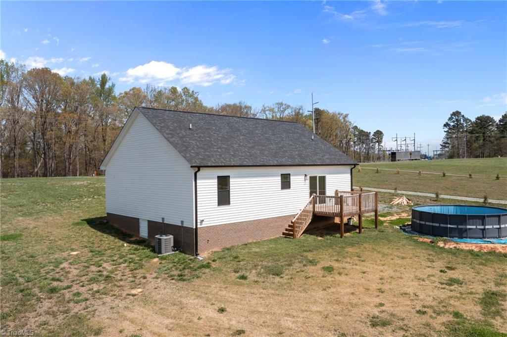 6450 Whites Chapel Road Liberty, NC 27298 - Photo 5 of 39