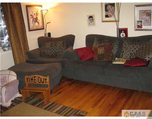 627 Dewey Road North Brunswick, NJ 08902 - Photo 2 of 11 Gallery Image 2