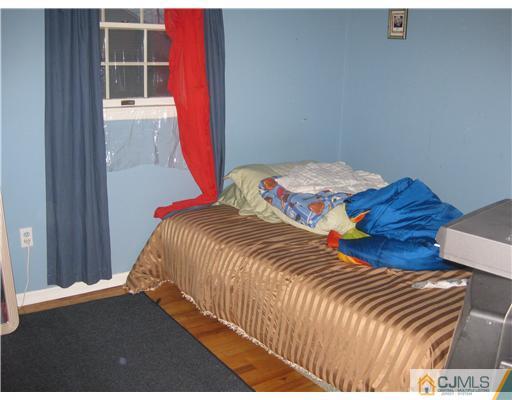 627 Dewey Road North Brunswick, NJ 08902 - Photo 7 of 11 Gallery Image 7