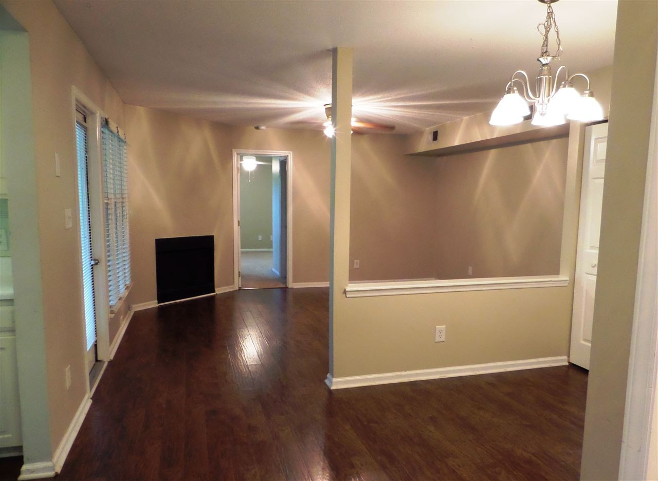 2810 Edridge Court, Unit 201 Raleigh, NC 27607 - Photo 8 of 24 Living Area