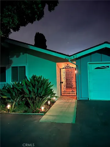 $1,365,000 | 2486 Napoli Way, Costa Mesa, CA 92627