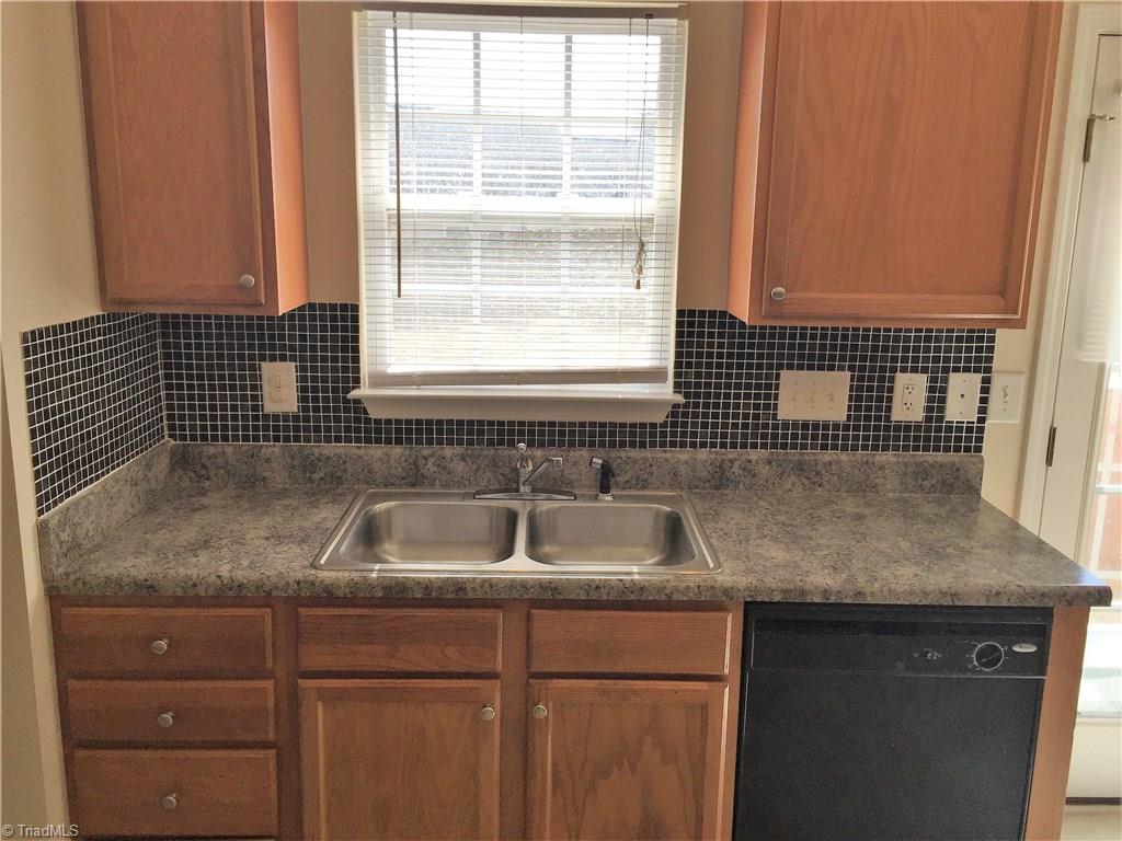 303 Apple Ridge Road Greensboro, NC 27406 - Photo 8 of 19 Gallery Image 8