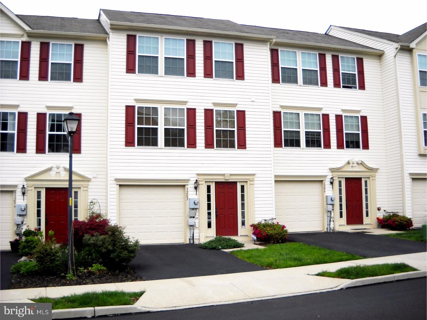 3205 Orchard View Road Reading, PA 19606 - Photo 2 of 23