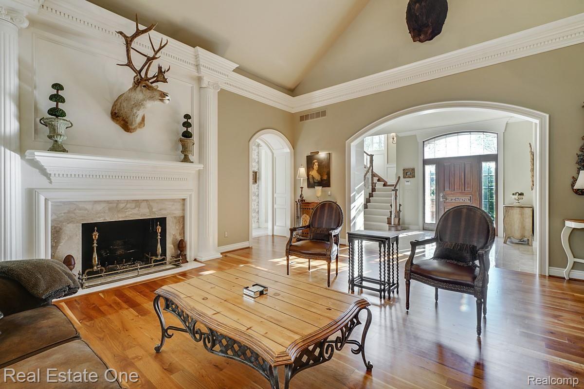 7647 Devins Ridge Clarkston, MI 48348 - Photo 28 of 62 dsc02860-dsc02862.jpg