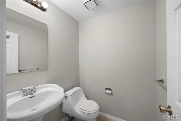 $120,000 | 14295 Riverfront Drive, Florissant, MO 63034