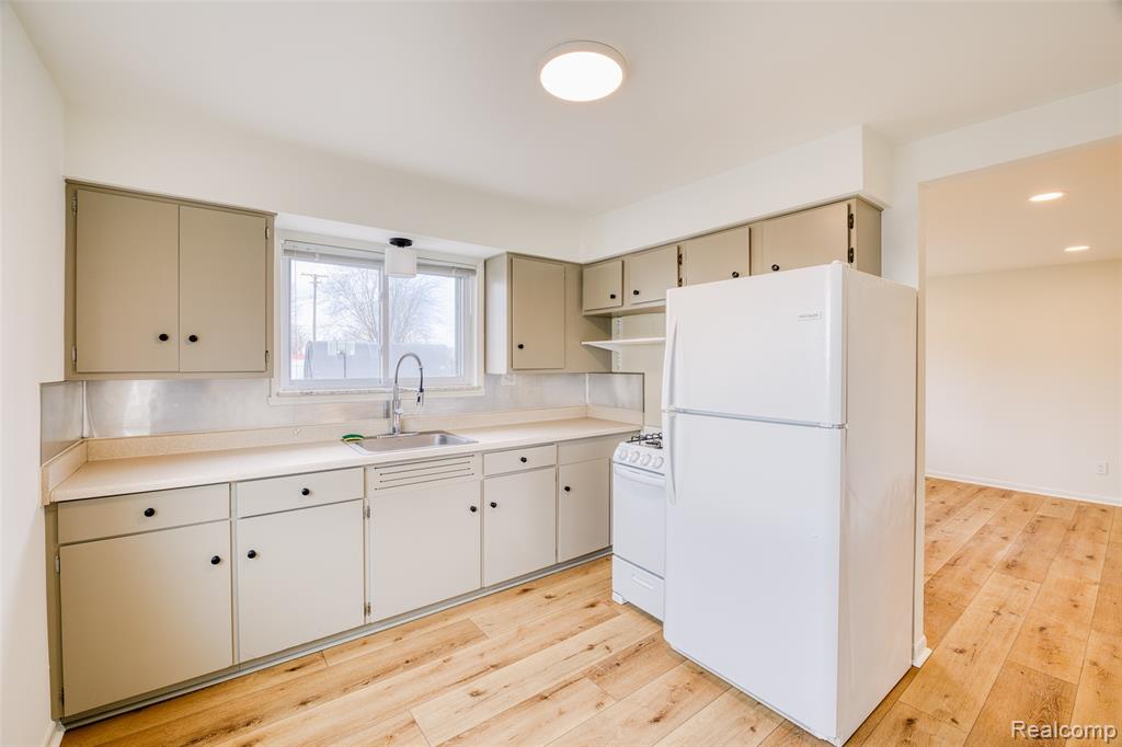 6125 Pointe Tremble Road, Unit S Algonac, MI 48001 - Photo 3 of 29