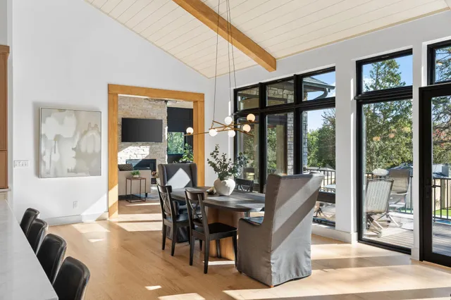 $1,750,000 | 2040 Edgcumbe Road, St. Paul, MN 55116