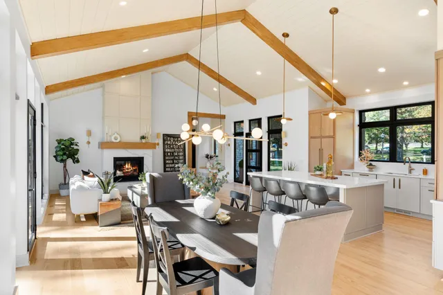 $1,750,000 | 2040 Edgcumbe Road, St. Paul, MN 55116