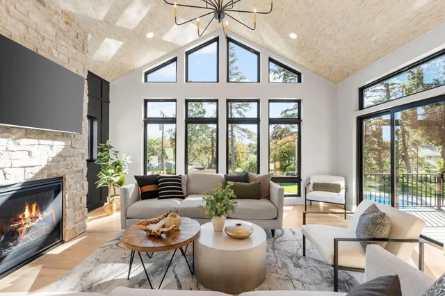 $1,750,000 | 2040 Edgcumbe Road, St. Paul, MN 55116