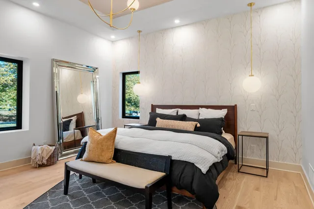 $1,750,000 | 2040 Edgcumbe Road, St. Paul, MN 55116