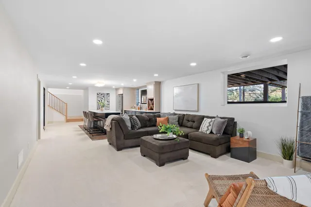 $1,750,000 | 2040 Edgcumbe Road, St. Paul, MN 55116