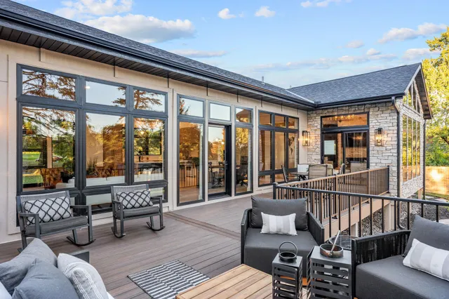 $1,750,000 | 2040 Edgcumbe Road, St. Paul, MN 55116