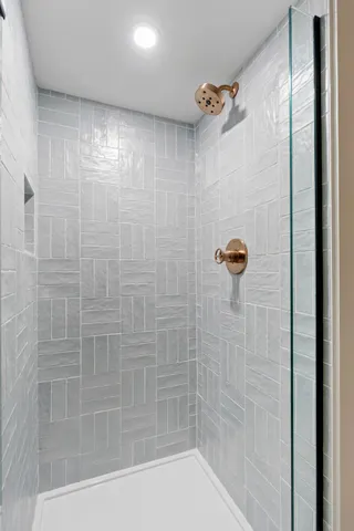 $1,750,000 | 2040 Edgcumbe Road, St. Paul, MN 55116