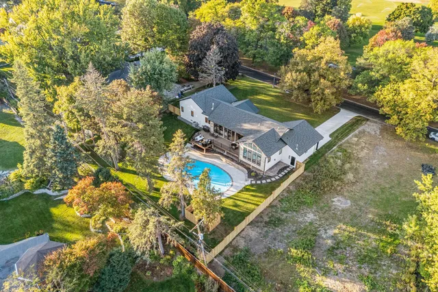 $1,750,000 | 2040 Edgcumbe Road, St. Paul, MN 55116