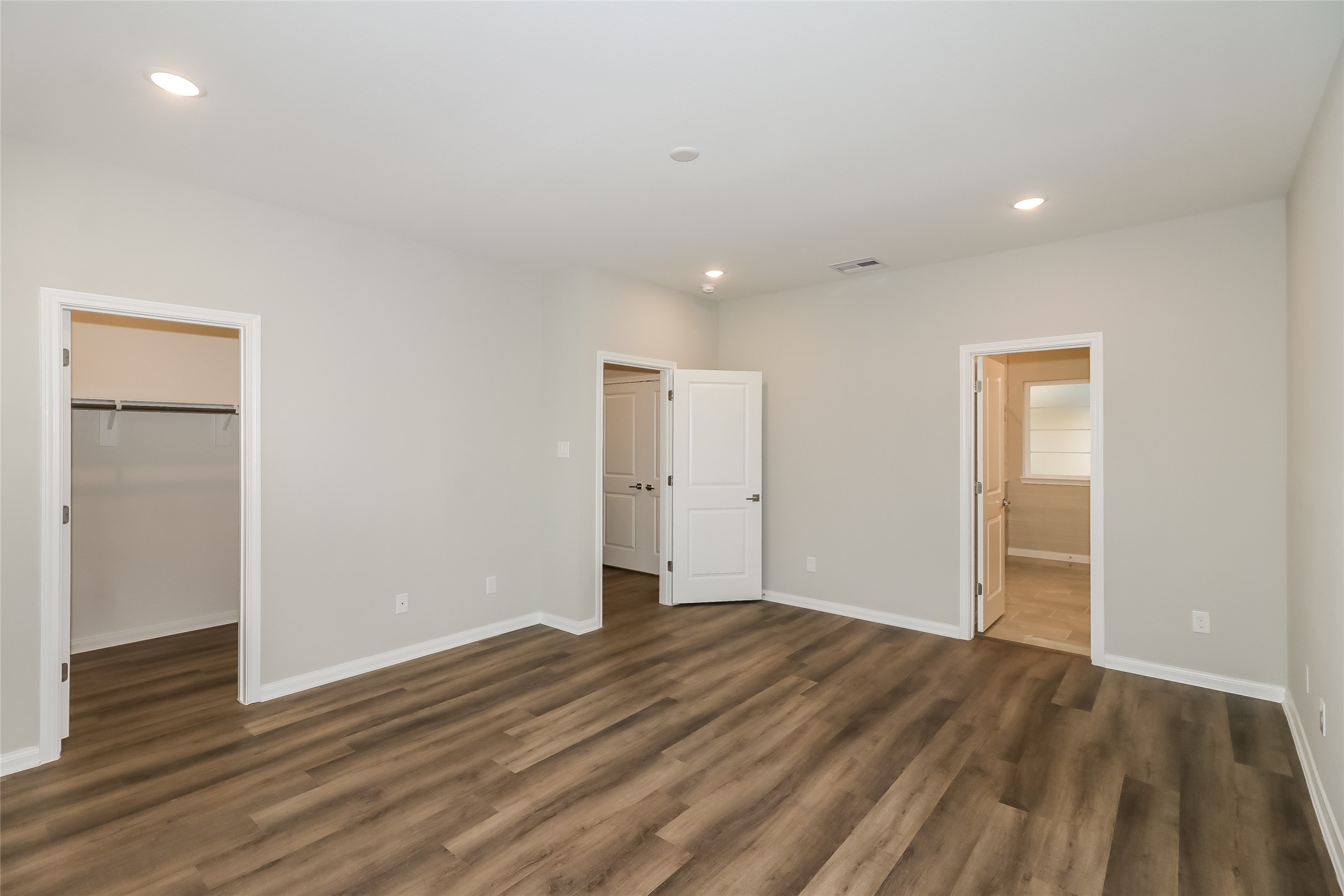 9910 Clark Road, Unit B Houston, TX 77076 - Photo 9 of 15