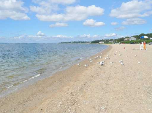 78 Bay Road Barrington, RI 02806 - Photo 5 of 12 Other.