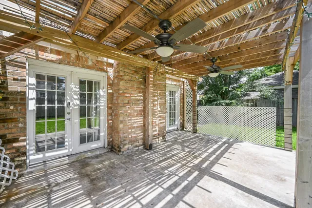 $659,000 | 11811 Braesridge Drive, Houston, TX 77071