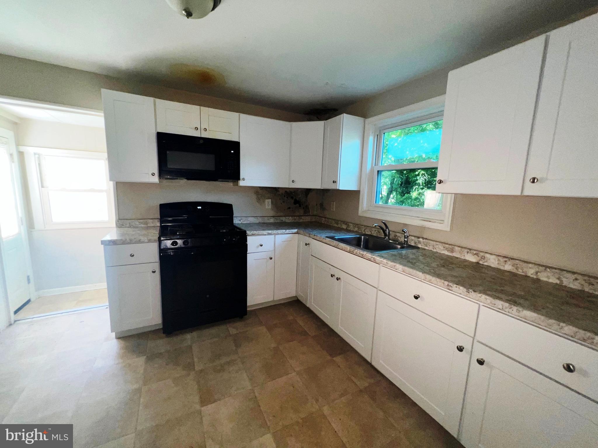 7312 Keenan Street Elkins Park, PA 19027 - Photo 7 of 11