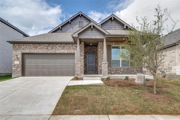 $2,150 | 1319 Beach Boulevard, Sherman, TX 75090