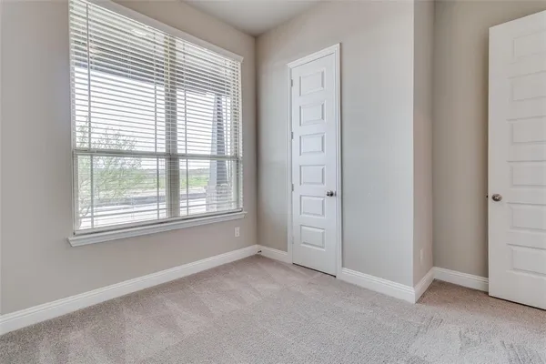 $2,150 | 1319 Beach Boulevard, Sherman, TX 75090