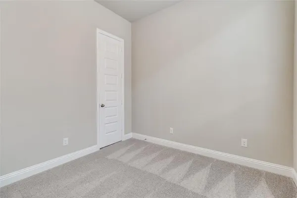 $2,150 | 1319 Beach Boulevard, Sherman, TX 75090