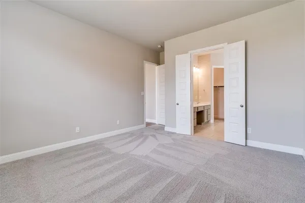 $2,150 | 1319 Beach Boulevard, Sherman, TX 75090