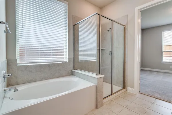 $2,150 | 1319 Beach Boulevard, Sherman, TX 75090