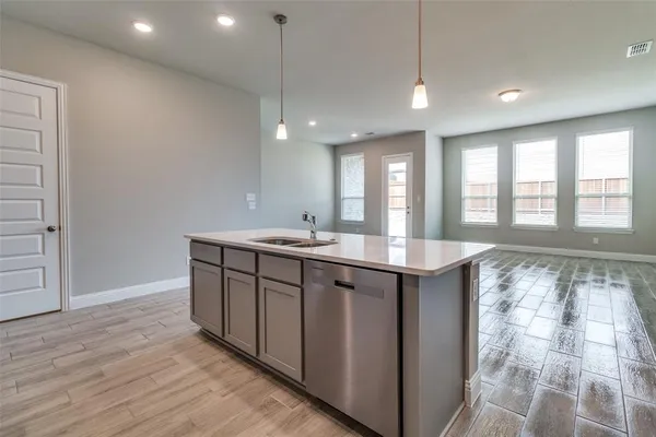 $2,150 | 1319 Beach Boulevard, Sherman, TX 75090