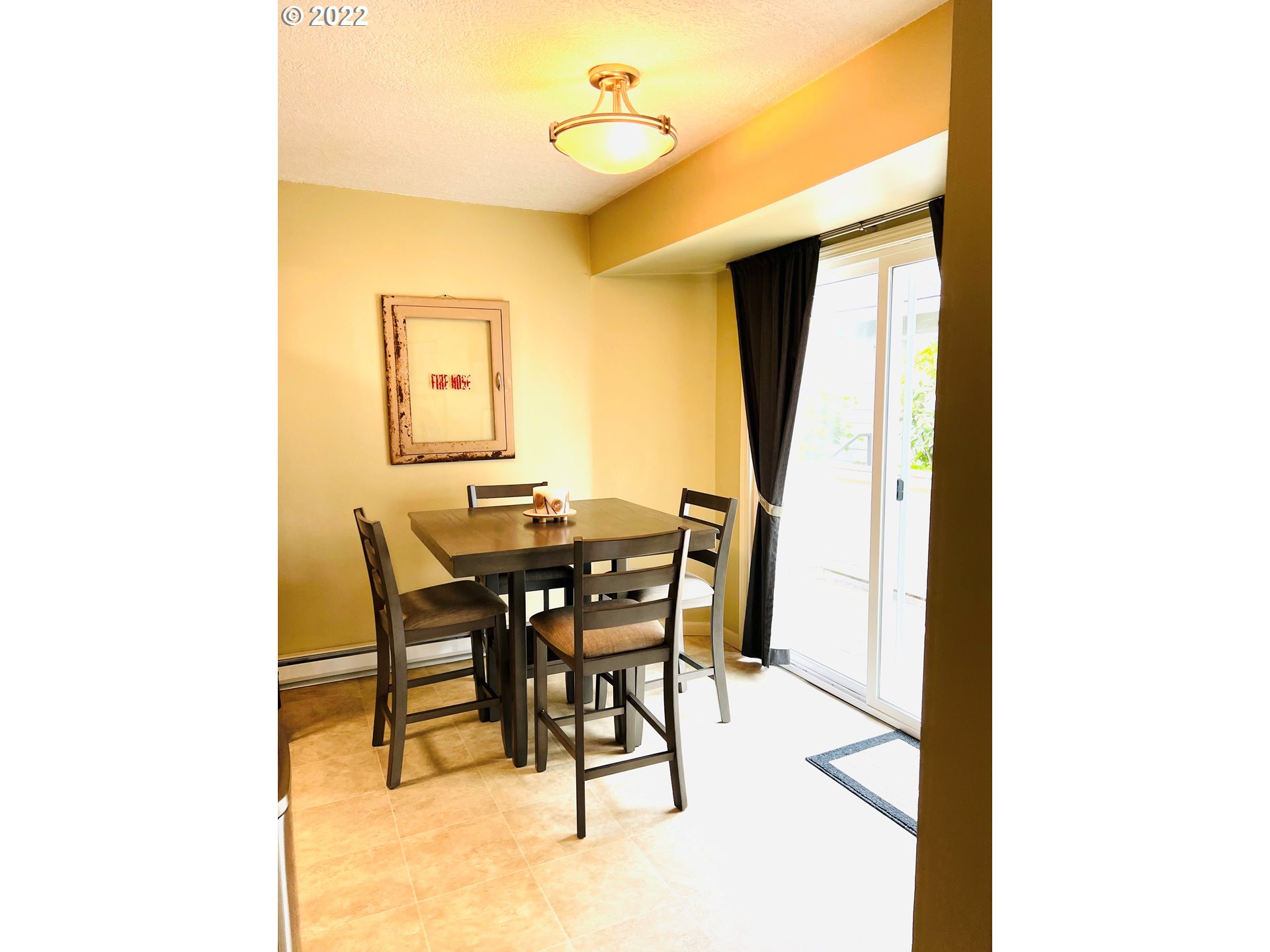 2531 Southwest Spring Garden Street, Unit 14 Portland, OR 97219 - Photo 7 of 23 Gallery Image 7