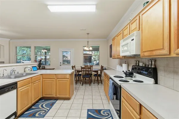 $419,900 | 5325 Sonoma Drive, Fort Worth, TX 76244