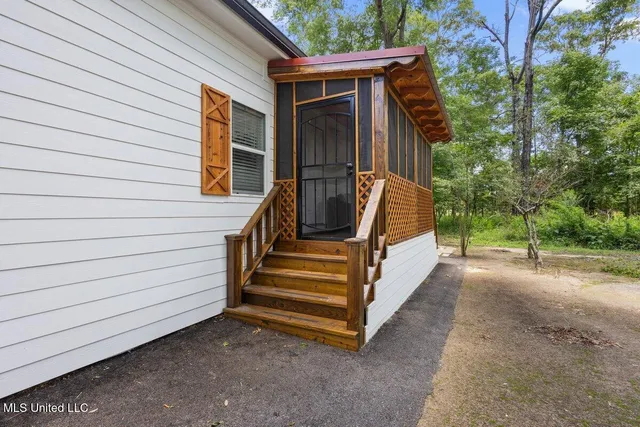 $110,000 | 348 Lakeview Road, Ridgeland, MS 39157