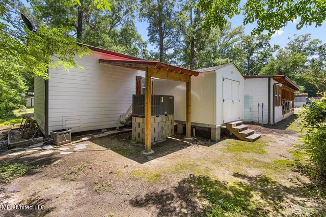 $110,000 | 348 Lakeview Road, Ridgeland, MS 39157