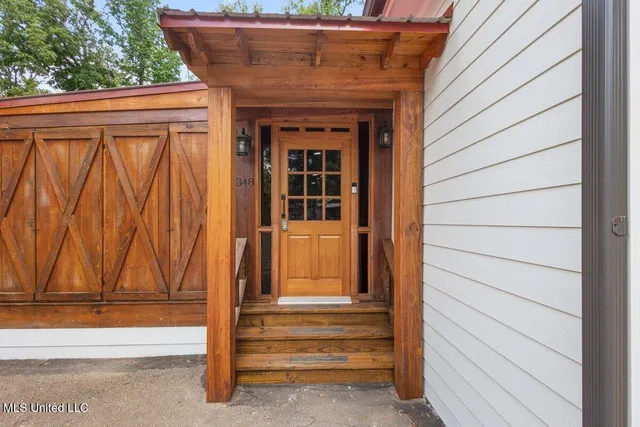 $110,000 | 348 Lakeview Road, Ridgeland, MS 39157