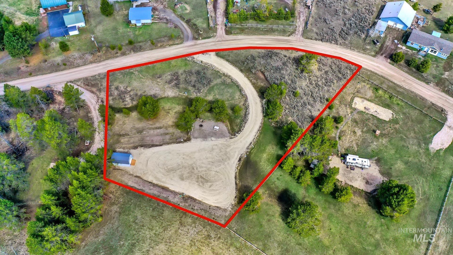 13 Nugget Drive Cascade, ID 83611 - Photo 7 of 30