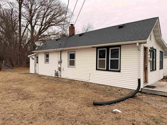 $65,000 | 5417 10th Avenue, Moline, IL 61265