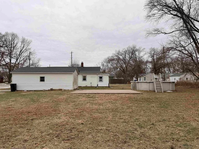 $65,000 | 5417 10th Avenue, Moline, IL 61265