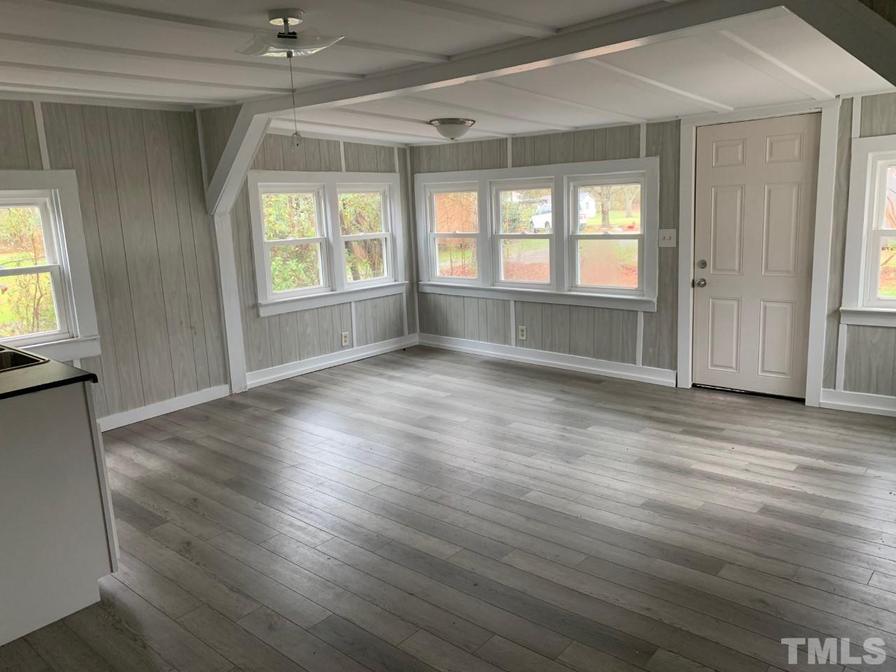 305 West 3rd Street Princeton, NC 27569 - Photo 4 of 11