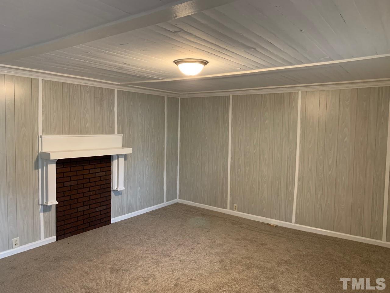 305 West 3rd Street Princeton, NC 27569 - Photo 5 of 11