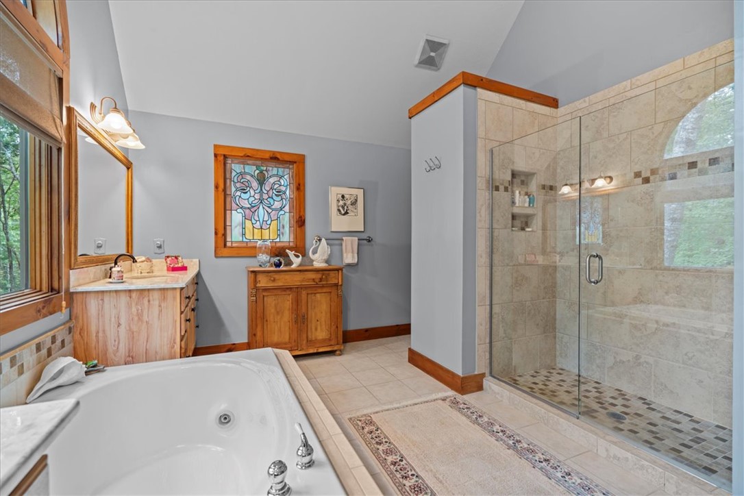 205 Pitcher Plant Lane Sunset, SC 29685 - Photo 25 of 45 Upper level primary bath